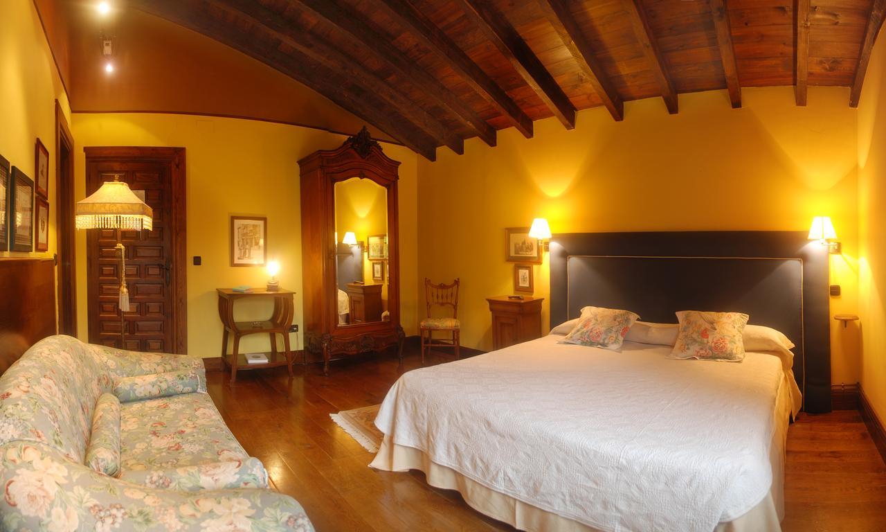 Posada Andariveles Reocin Exterior photo